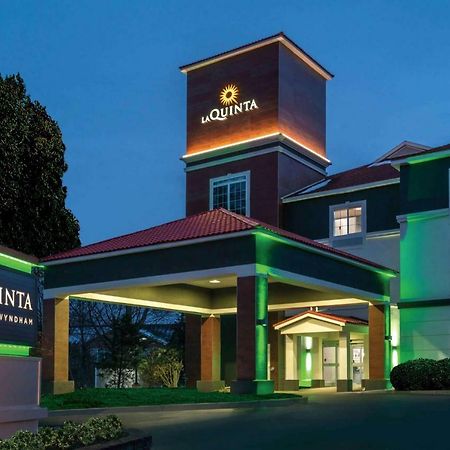 Готель La Quinta By Wyndham Latham Albany Airport Екстер'єр фото